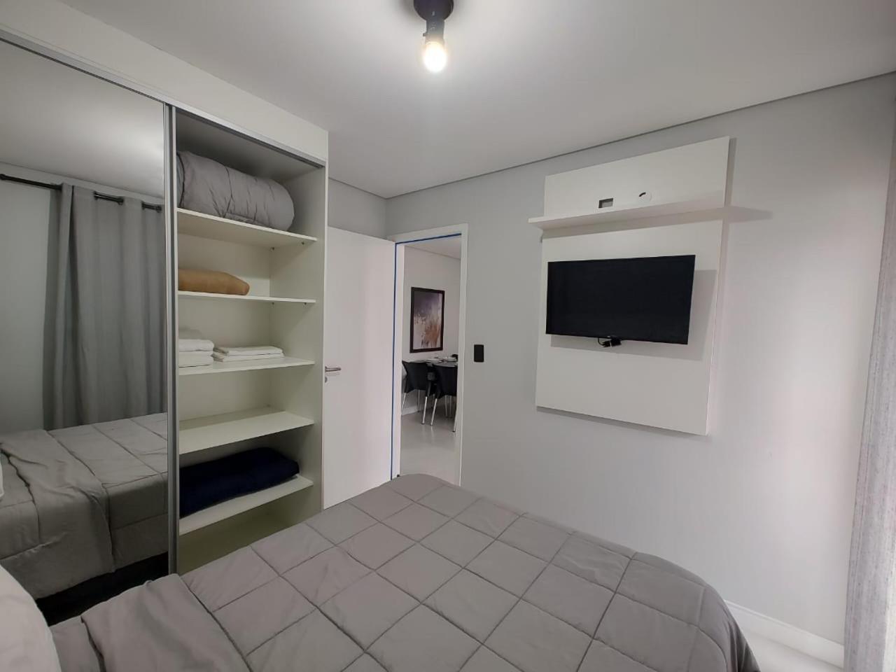 Apto Com Lazer Completo, Piscina, Ar, Mercadinho E Pet Friendly A 1 Min Da Praia Praia Grande (Santos) Luaran gambar