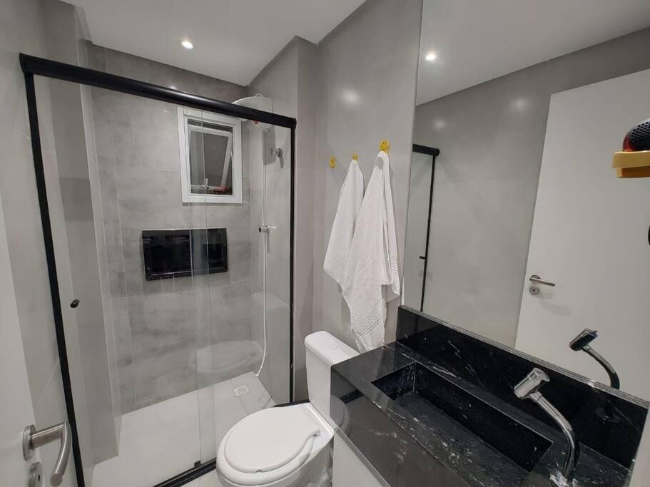 Apto Com Lazer Completo, Piscina, Ar, Mercadinho E Pet Friendly A 1 Min Da Praia Praia Grande (Santos) Luaran gambar