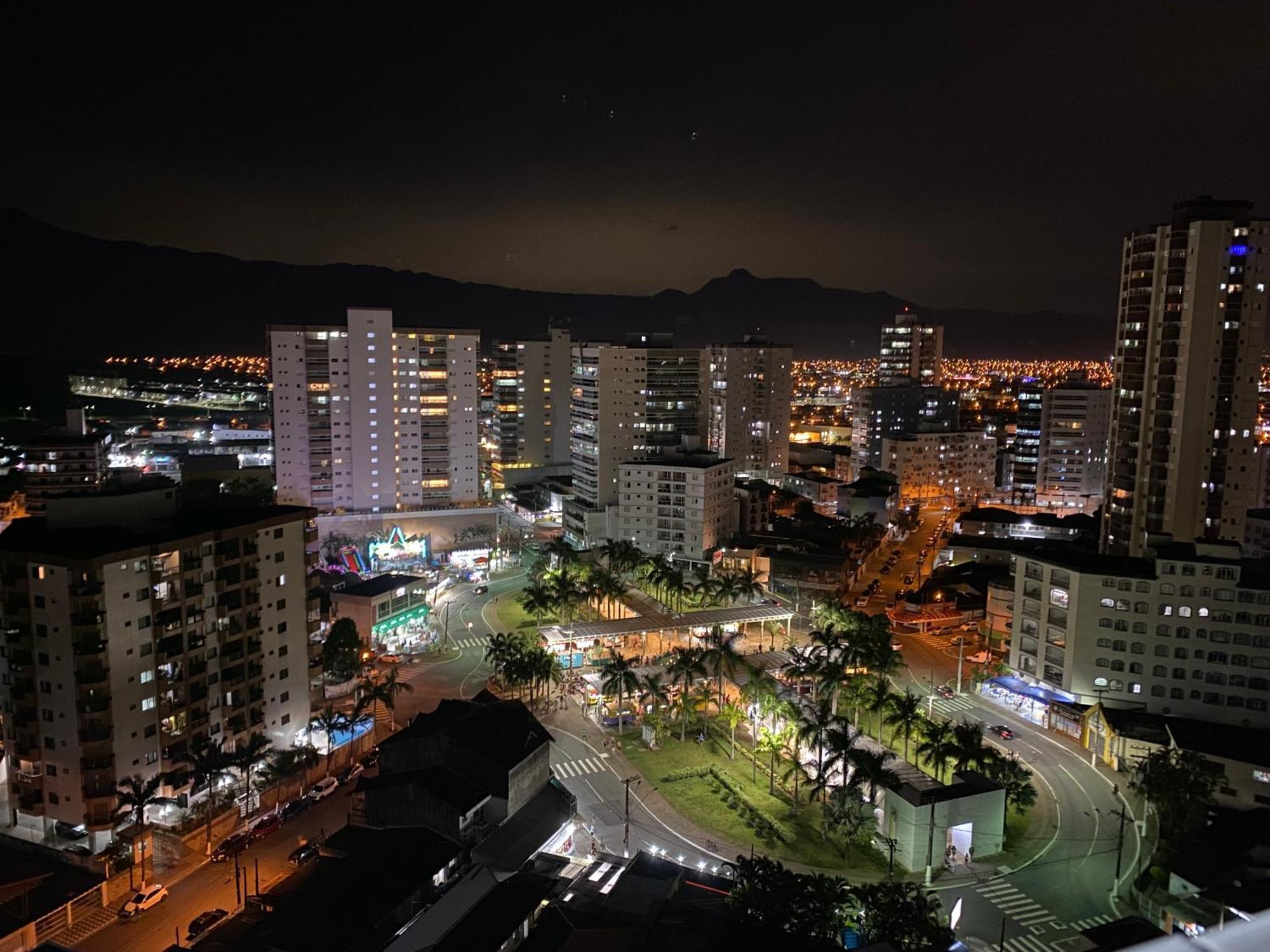 Apto Com Lazer Completo, Piscina, Ar, Mercadinho E Pet Friendly A 1 Min Da Praia Praia Grande (Santos) Luaran gambar